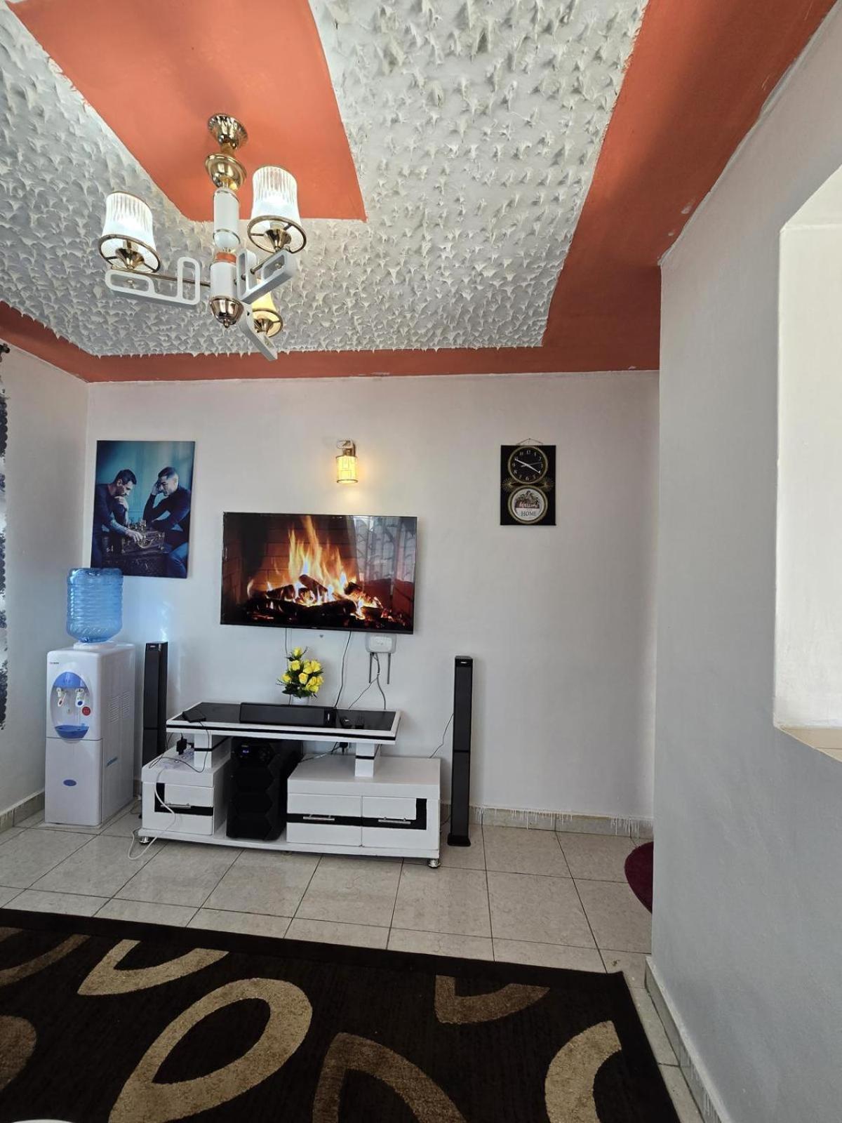 Legendary Apartment Bnb Unit Nairobi Exterior foto