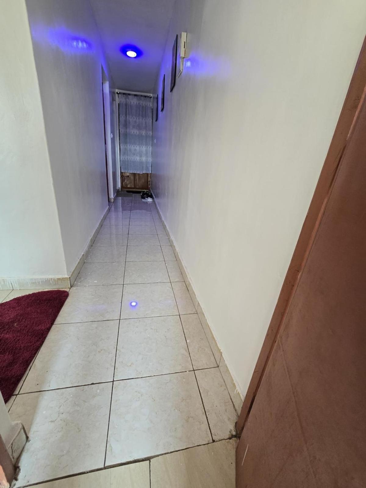 Legendary Apartment Bnb Unit Nairobi Exterior foto